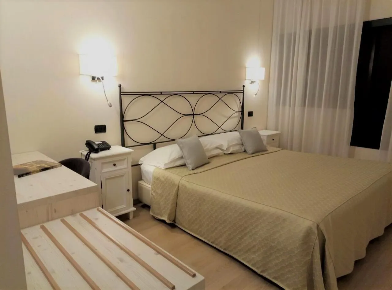 Hotel Saccardi & Spa - Adults Only Caselle Di Sommacampagna 4*,
